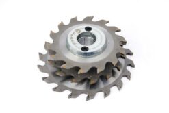 Dao phay đố nhôm Xingfa cửa sổ 3 tầng Dao phay đố nhôm Xingfa cửa sổ 3 tầng có nhiều ưu điểm