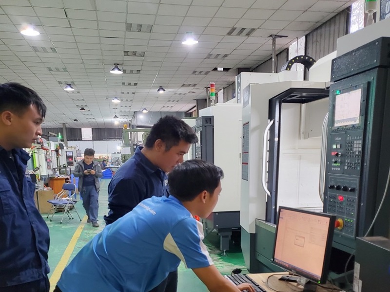 Sửa Chữa Bảo Trì Máy CNC Uy Tín - Khắc Phục Mọi Sự Cố Hiệu Quả Sửa Chữa Bảo Trì Máy CNC Uy Tín - Khắc Phục Mọi Sự Cố Hiệu Quả